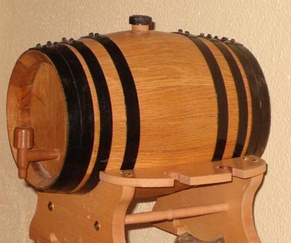 Cómo se cura un barril de madera