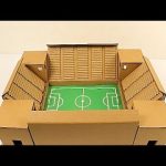 Cómo hacer un campo de fútbol de cartón